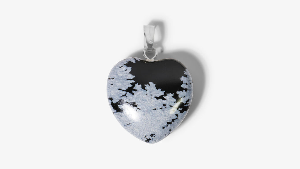 coeur en obsidienne flocon de neige