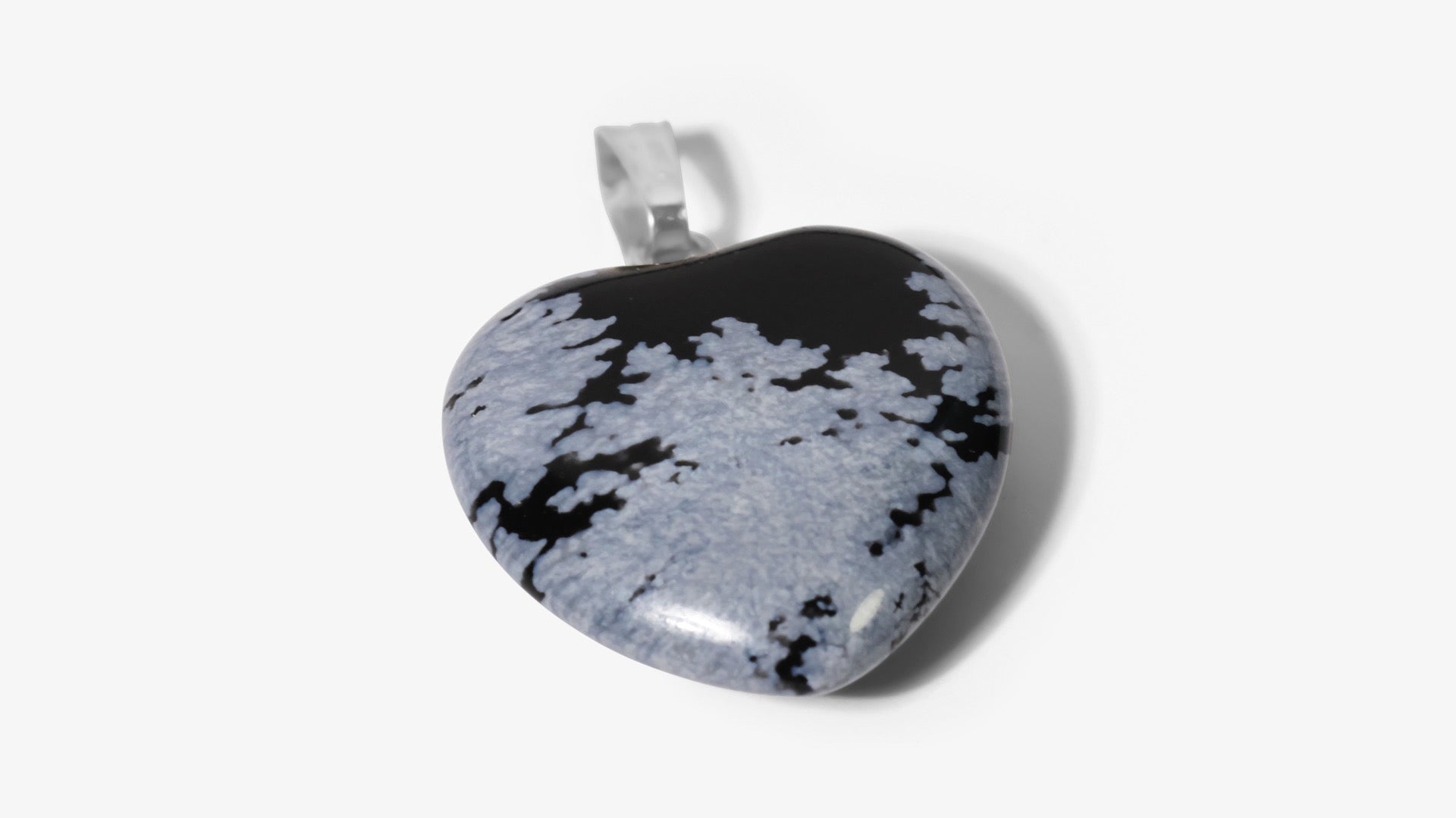 coeur en obsidienne flocon de neige